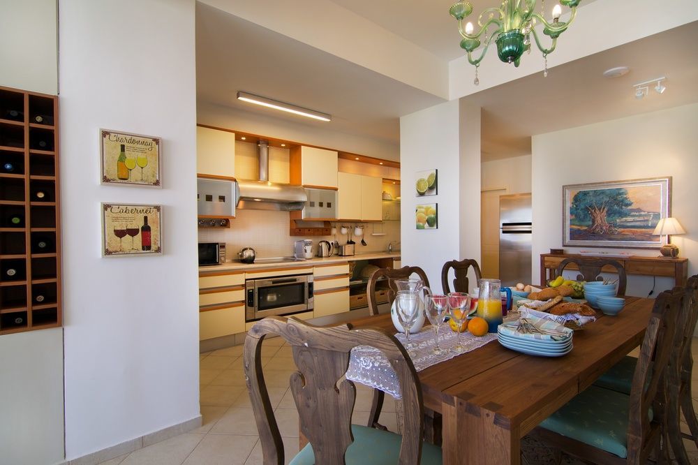 Espera Luxury Beach Front Residence With Pool & Bbq, By Thinkvilla Resmo Dış mekan fotoğraf