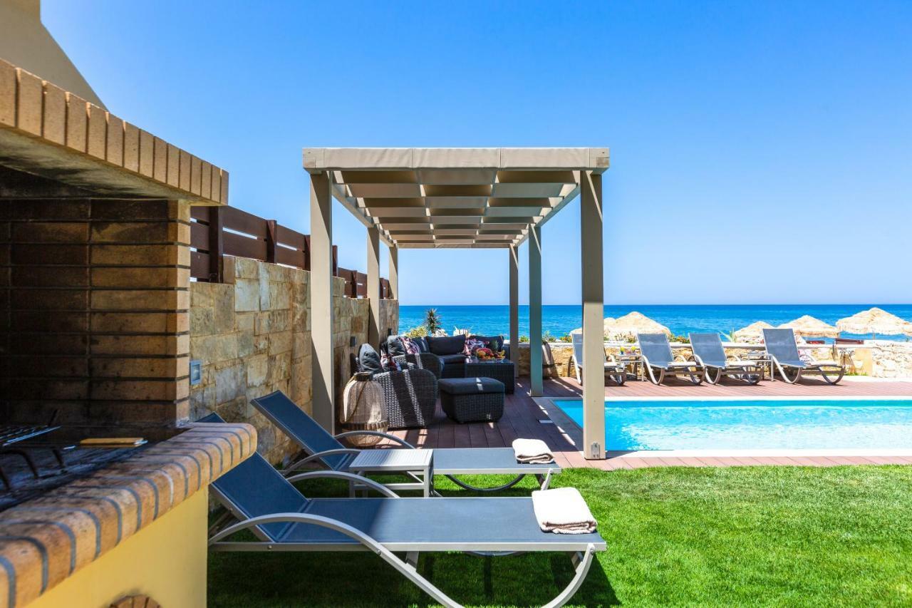 Espera Luxury Beach Front Residence With Pool & Bbq, By Thinkvilla Resmo Dış mekan fotoğraf