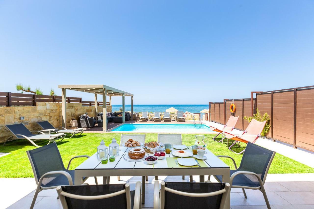 Espera Luxury Beach Front Residence With Pool & Bbq, By Thinkvilla Resmo Dış mekan fotoğraf