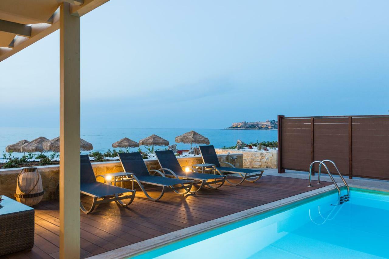 Espera Luxury Beach Front Residence With Pool & Bbq, By Thinkvilla Resmo Dış mekan fotoğraf