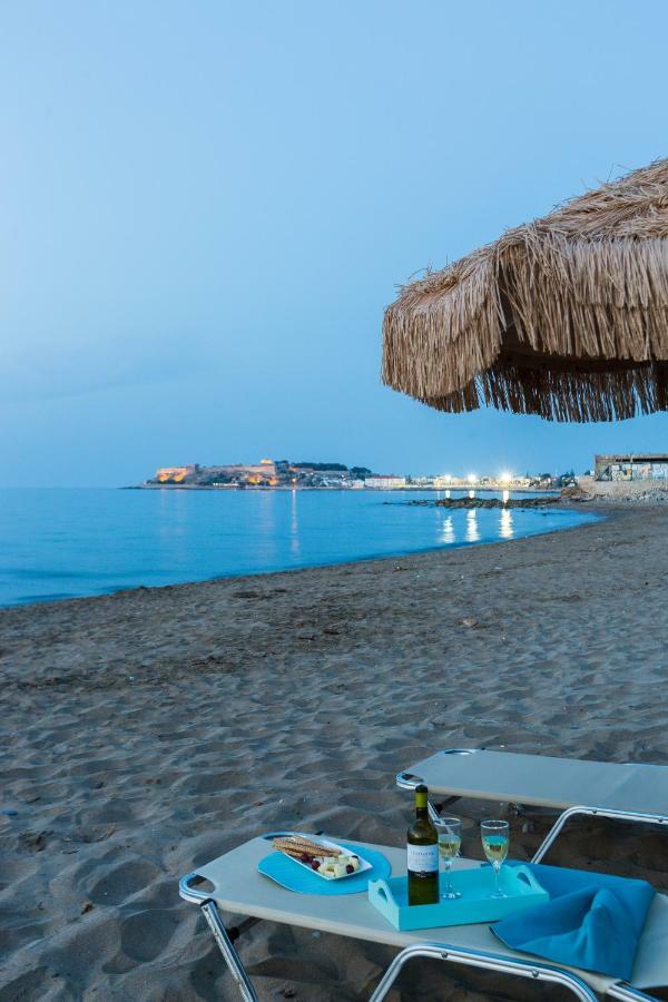 Espera Luxury Beach Front Residence With Pool & Bbq, By Thinkvilla Resmo Dış mekan fotoğraf